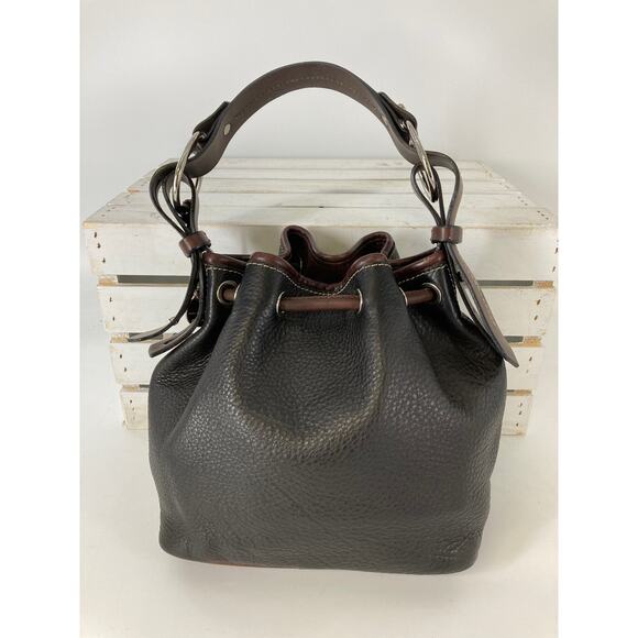 DOONEY & BOURKE LARGE BLACK LEATHER DRAWSTRING SHOULDER BAG - Picture 4 of 16